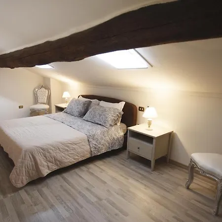 Divina Apartment *