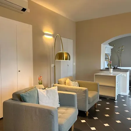 Apartment Divina